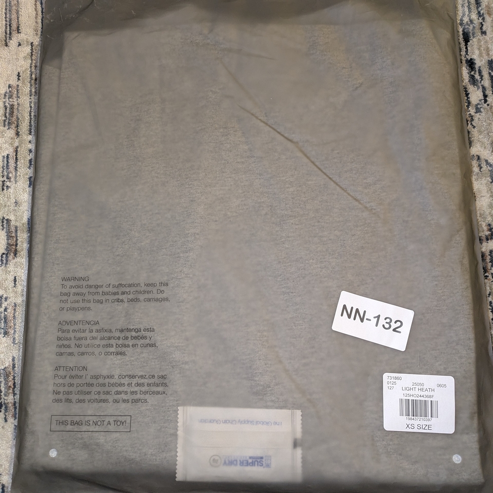 Essentials Fear Of God Light Heather Crewneck T-shirt - Picture 5 of 9